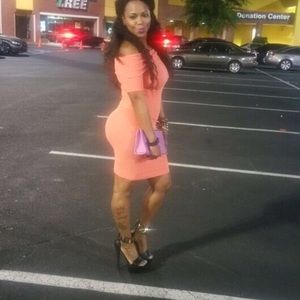 Off should orange dress.