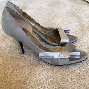 Nine West Gray Suede Satin Bowed Peep Toe