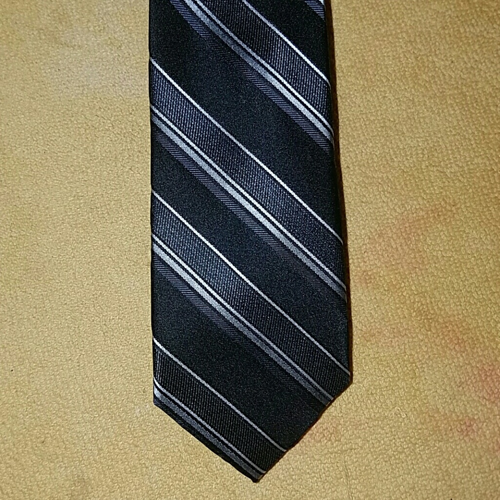 Men's tie