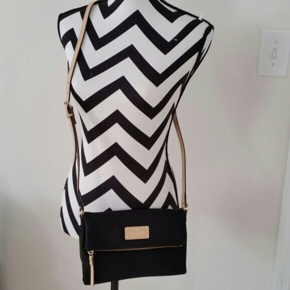 30% OFF 2 ITEM BUNDLES! NWOT Kate Spade Crossbody