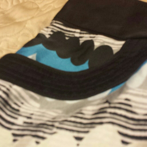 Sale! Abstract Print Skirt with Pockets! - Picture 3 of 4