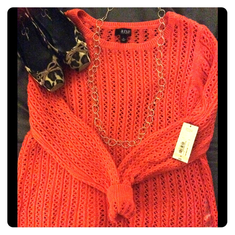 Gorgeous NWT a.n.a sweater!