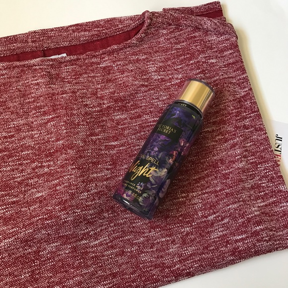 ❗️SOLD in bundle❗️Sugar Pie Pullover - Picture 4 of 5