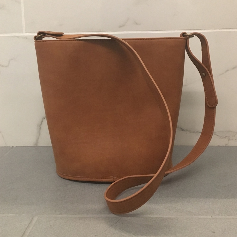 LOFT tan bucket bag