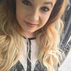 Meet your Posher, Dani