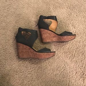 Nine West size 6 black wedges. NWOT