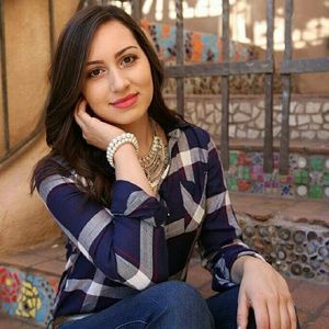 Meet your Posher, Sharon