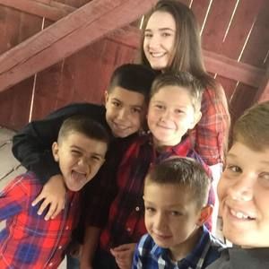 Meet your Posher, Kelly