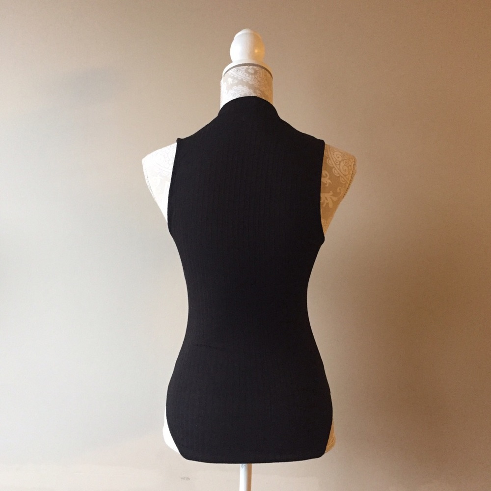 Black choker bodysuit - Picture 2 of 3