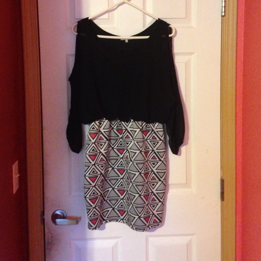 Charlottes Russe shoulder cut dress