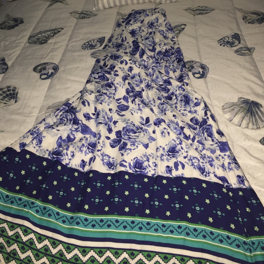 Maxi skirt