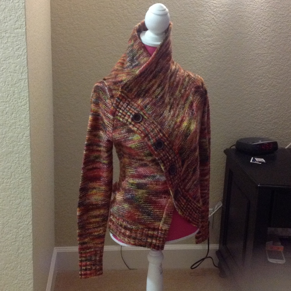 Sweater - Picture 2 of 3