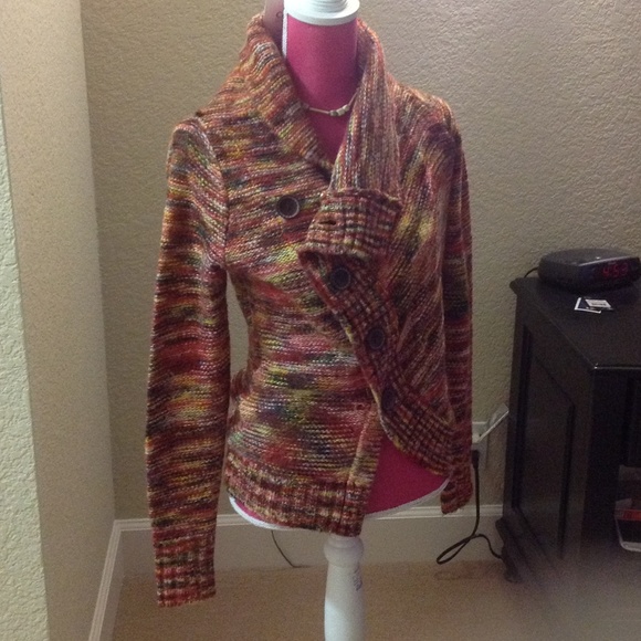 Sweater - Picture 3 of 3