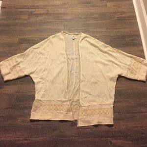 AEO Cream Kimono NWOT