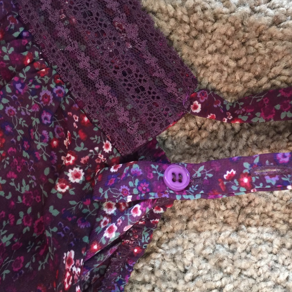 Spaghetti Strap Blouse - Picture 4 of 4