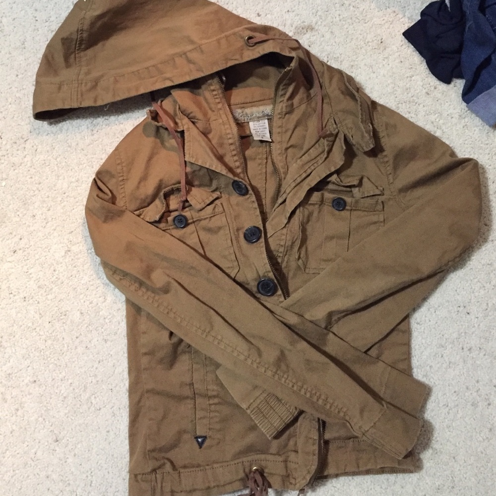 Light Jacket - Picture 2 of 3