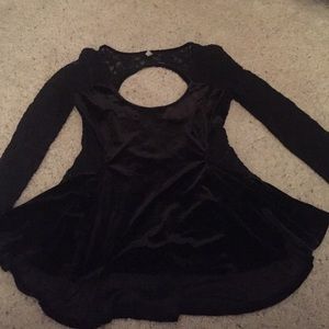 Beautiful Free People long sleeve, open back shirt
