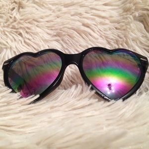 Mirrored Black Heart Shaped Sunglasses