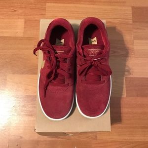 Nike PROD 6 (GS) Sz. 4