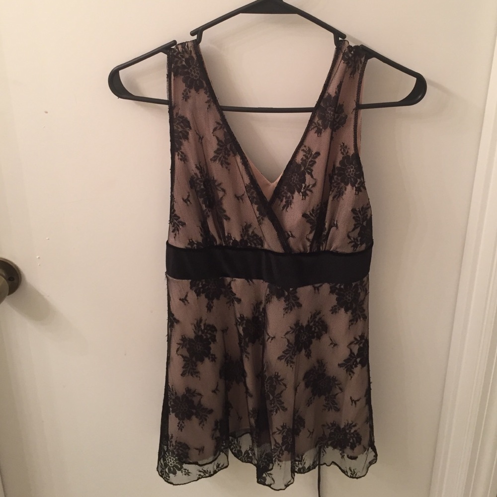 Sleeveless Lace Dress Blouse