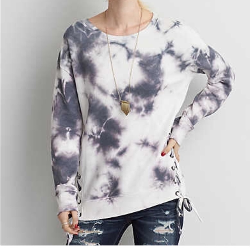 American Eagle Crew Sweatshirt In Search Of