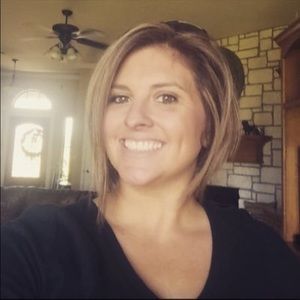 Meet your Posher, April