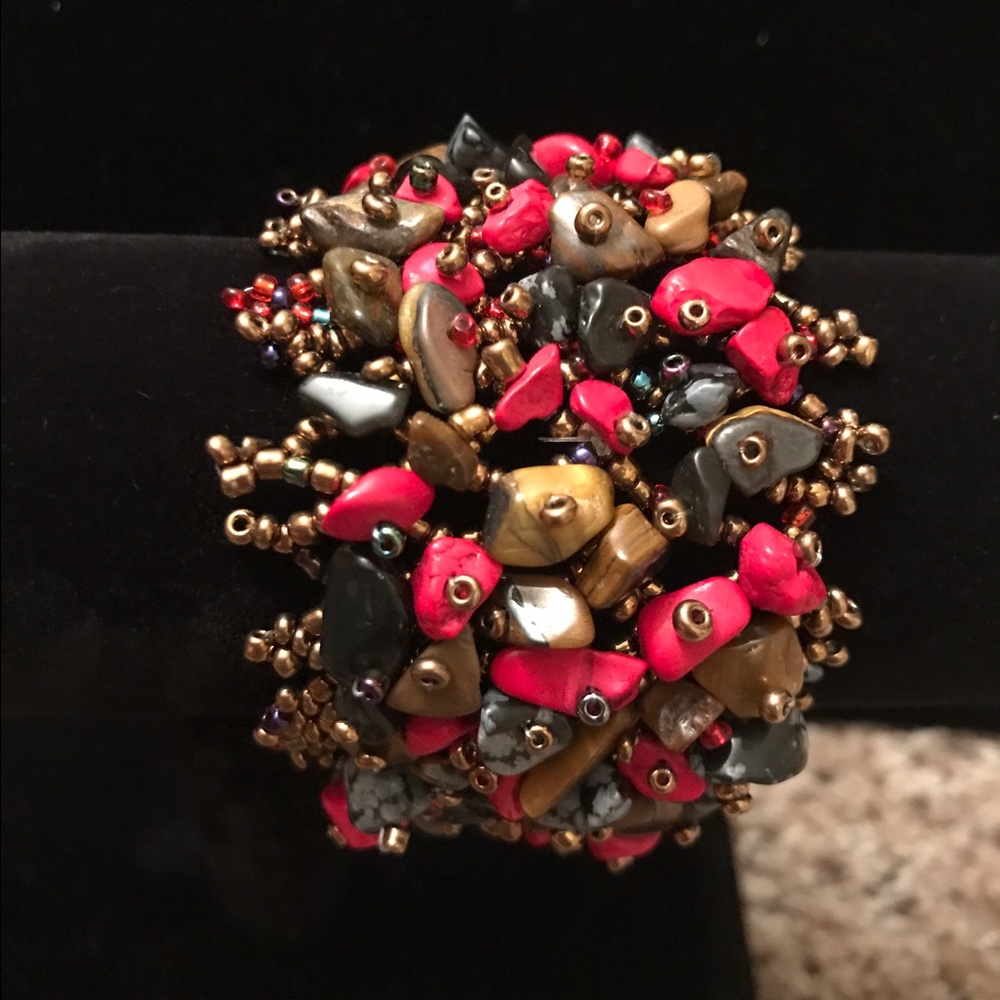 Gorgeous Red stone bracelet Never worn!