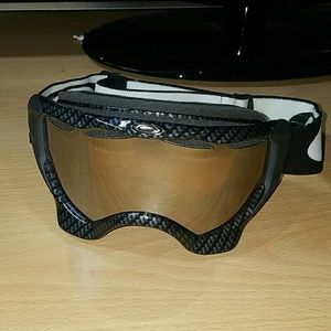 Oakley Carbon Fiber snow goggles