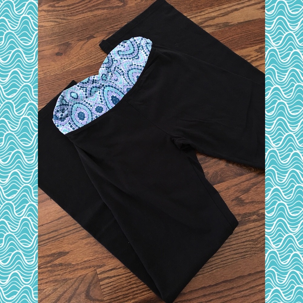 🆕 Aerie Flare Leg Yoga Pant SHORT Length