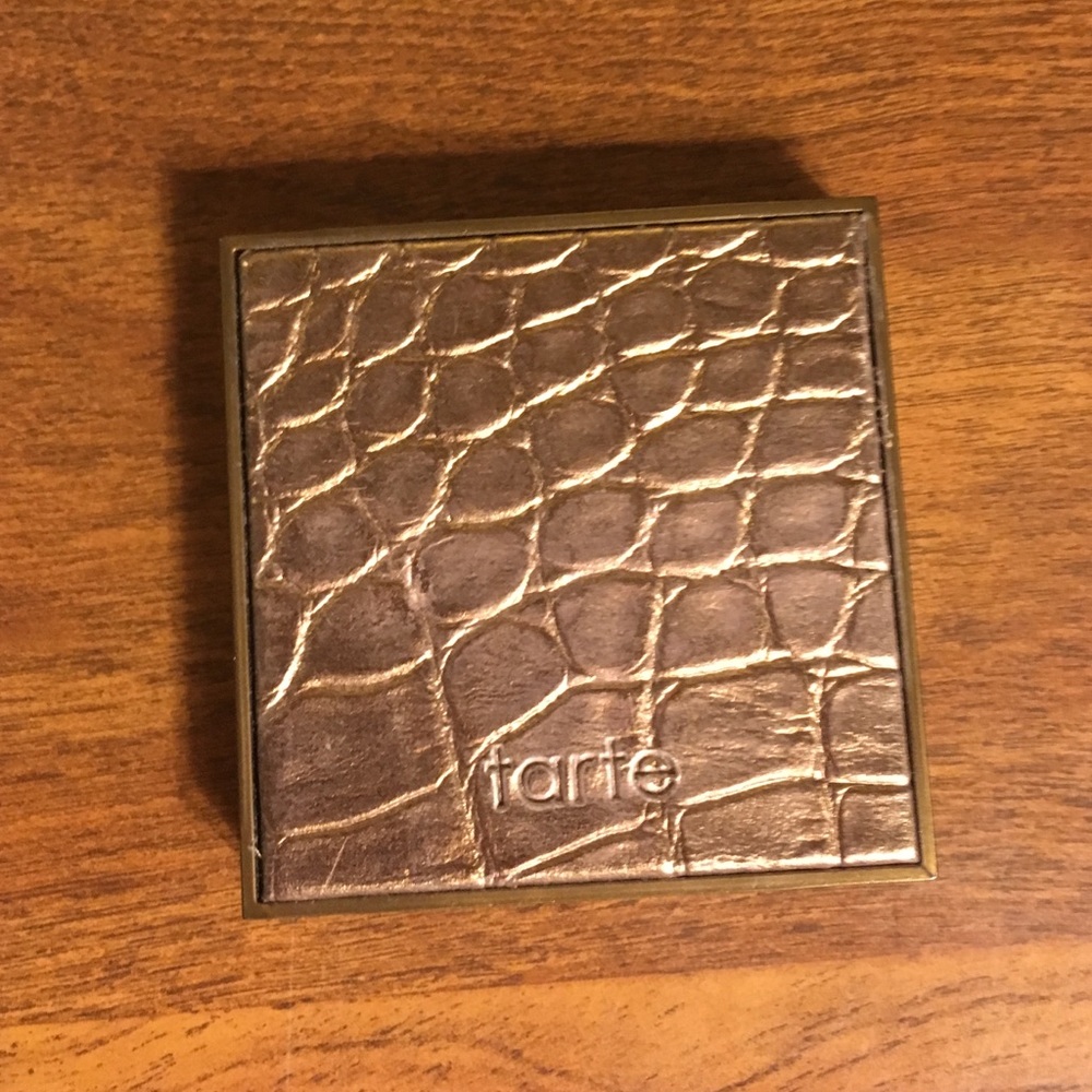 Tarte Amazonian clay waterproof bronzer