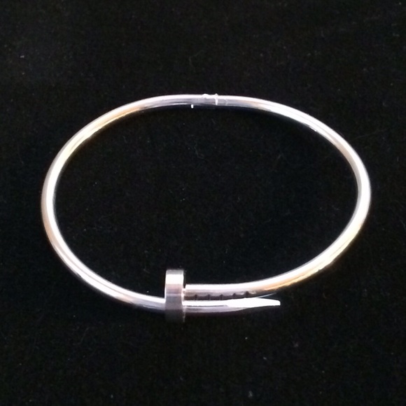 Silver Plated Woman's Nail Chic Bracelet 🌹 - Picture 2 of 3