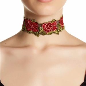 Floral choker