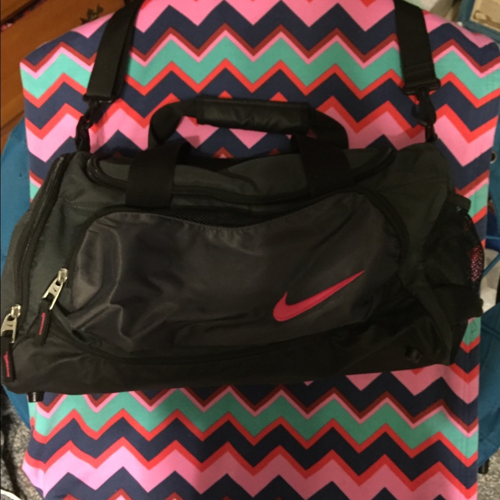 Nike duffel bag