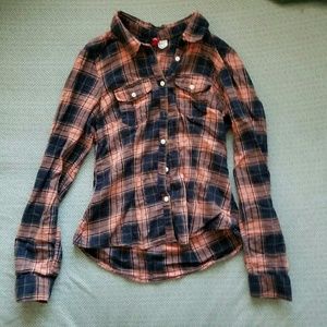 Divided H&M flannel buttoned shirt