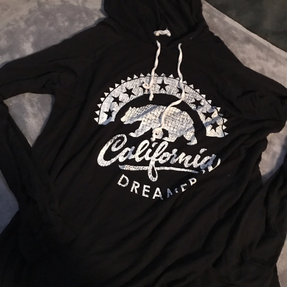 Cute sweatshirt!