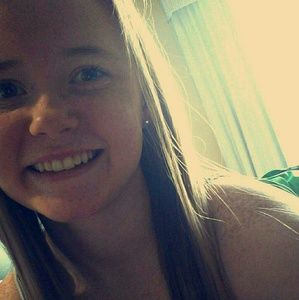 Meet your Posher, Rebecca