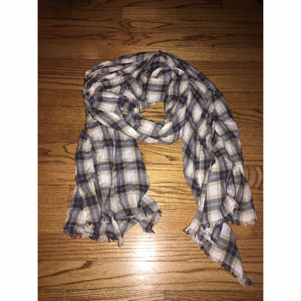 Gap blue plaid scarf