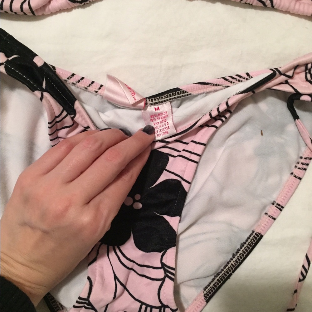 🚫SOLD🚫Xhilaration Bikini size medium - Picture 2 of 2