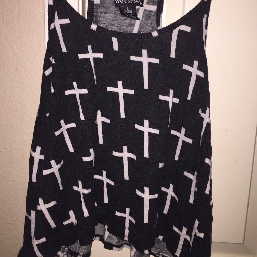 Black and white flowy too w crosses