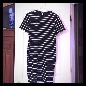 Sleek "Basic" black dress with white stripes