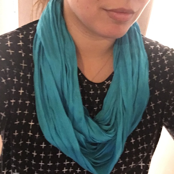 Infinity Scarf - Picture 3 of 3