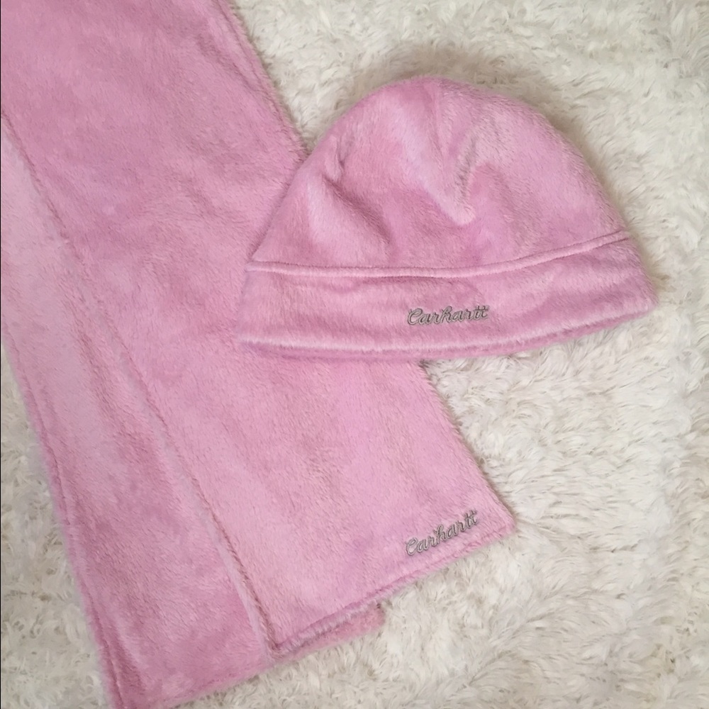 Pink Carhartt Scarf & Hat