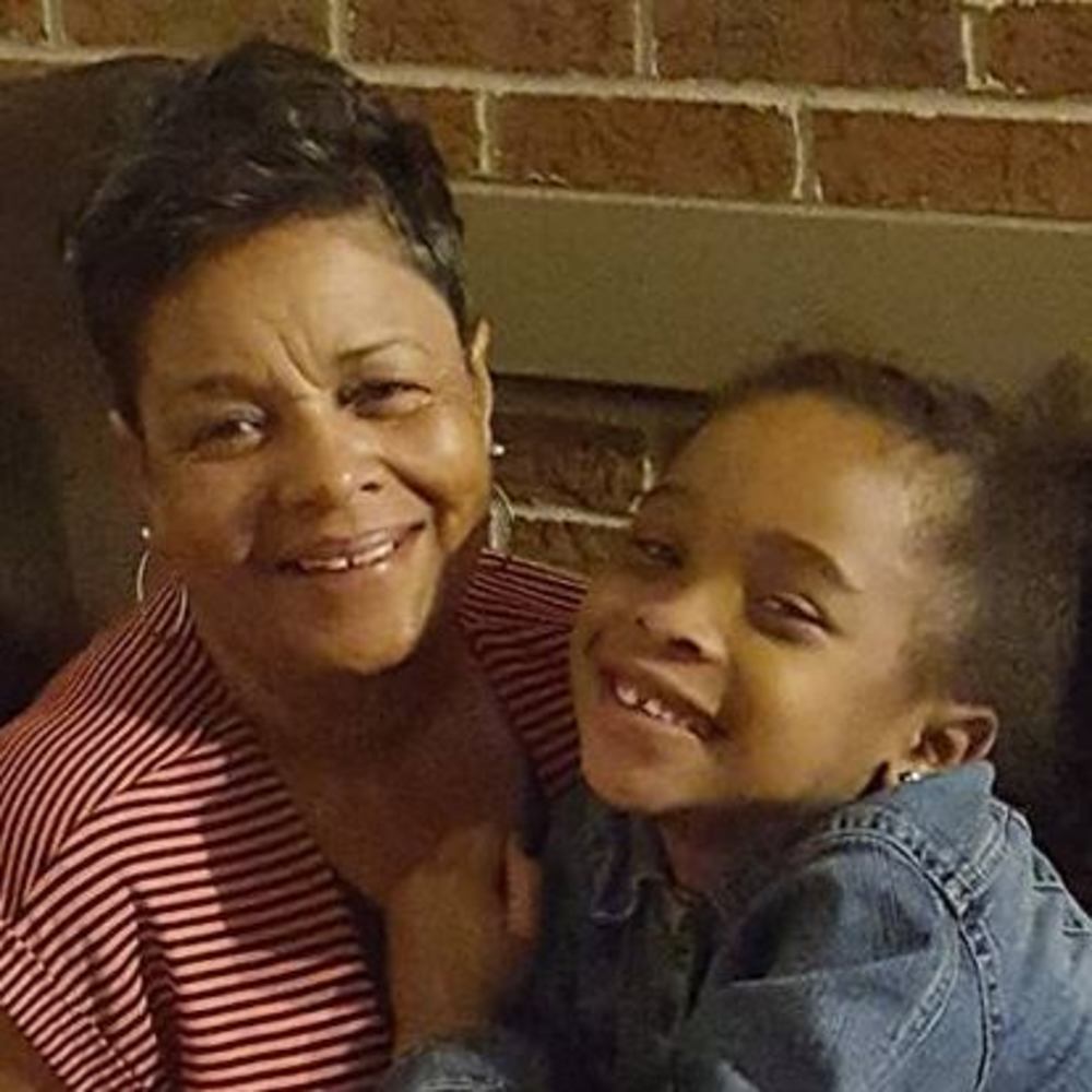 Meet your Posher, Brenda