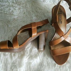 Clarks jaelyn fog heeled sandal