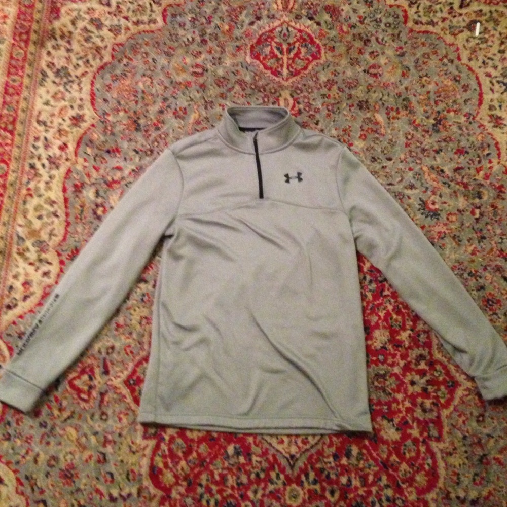 Under armor sweatshirt