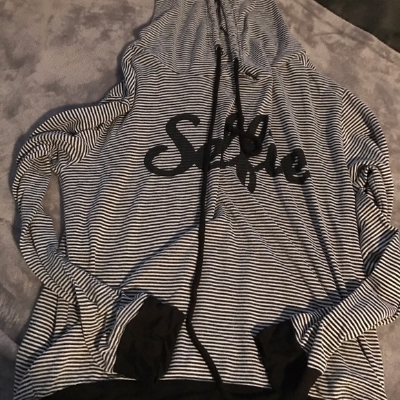 Selfie sweat shirt ! - Picture 1 of 3