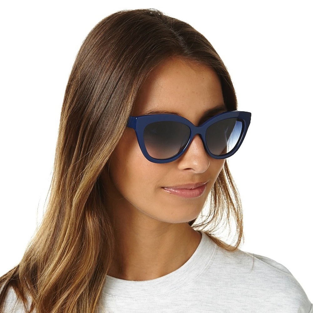 NEW ✨ RARE ✨ Sunday Somewhere Pearl Sunglasses