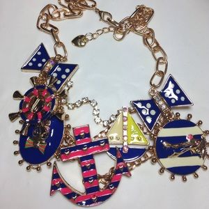 Gina's Closet crystal/combination Necklace.