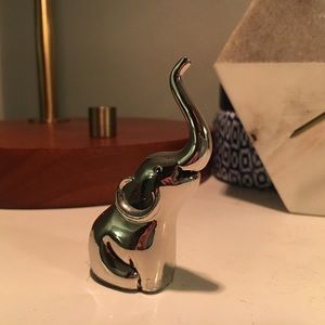 Elephant Ring Holder