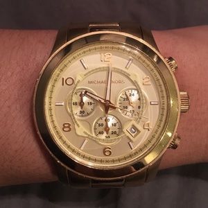 Michael Kors Watch *needs new battery